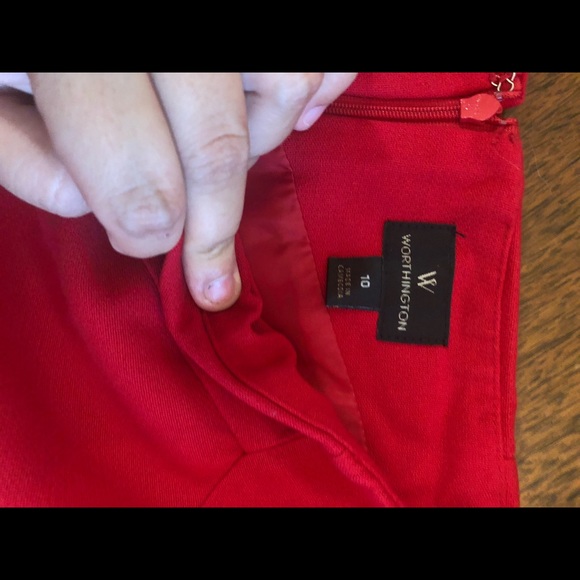 Red business skirt - Picture 2 of 2
